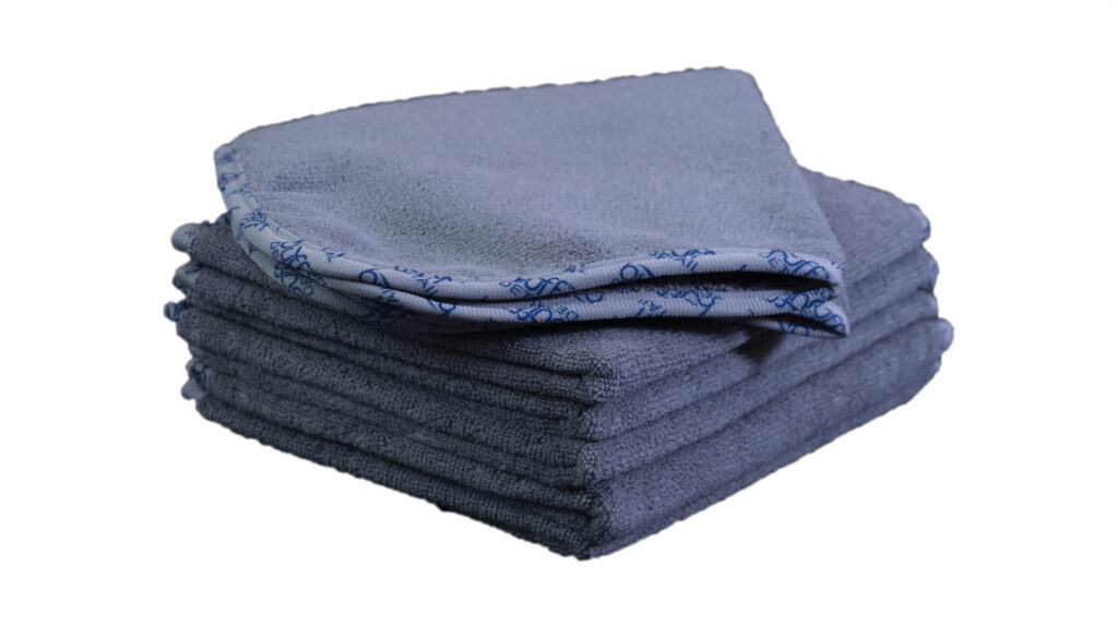 ultra plush micro fiber towel – grey